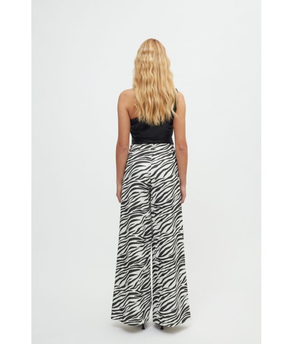 Janette Printed Pants - Image 3