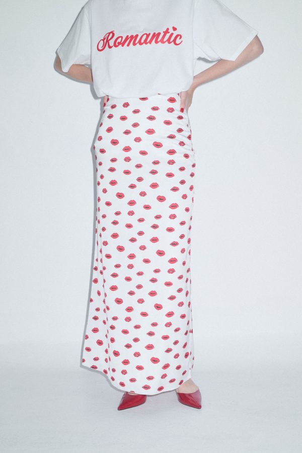 T-Shirt Printed “Romantic” - Image 3