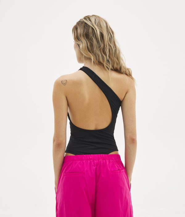 Julie Body - Image 2