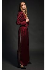 Sleek Crop Blazer - Image 2