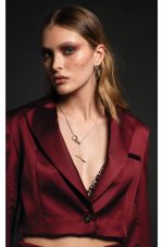 Sleek Crop Blazer - Image 3